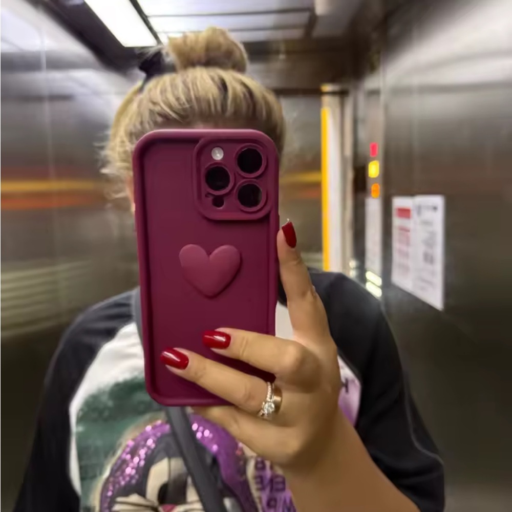 iPhone 14 pro max case… Silcone